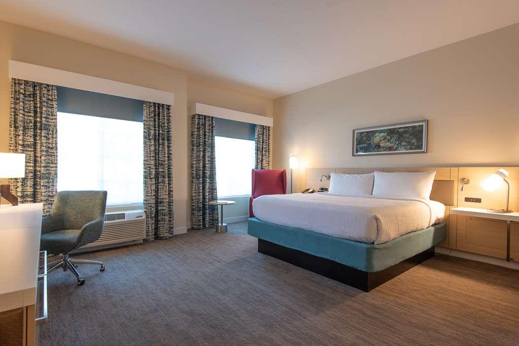 Hilton Garden Inn Calabasas Room photo