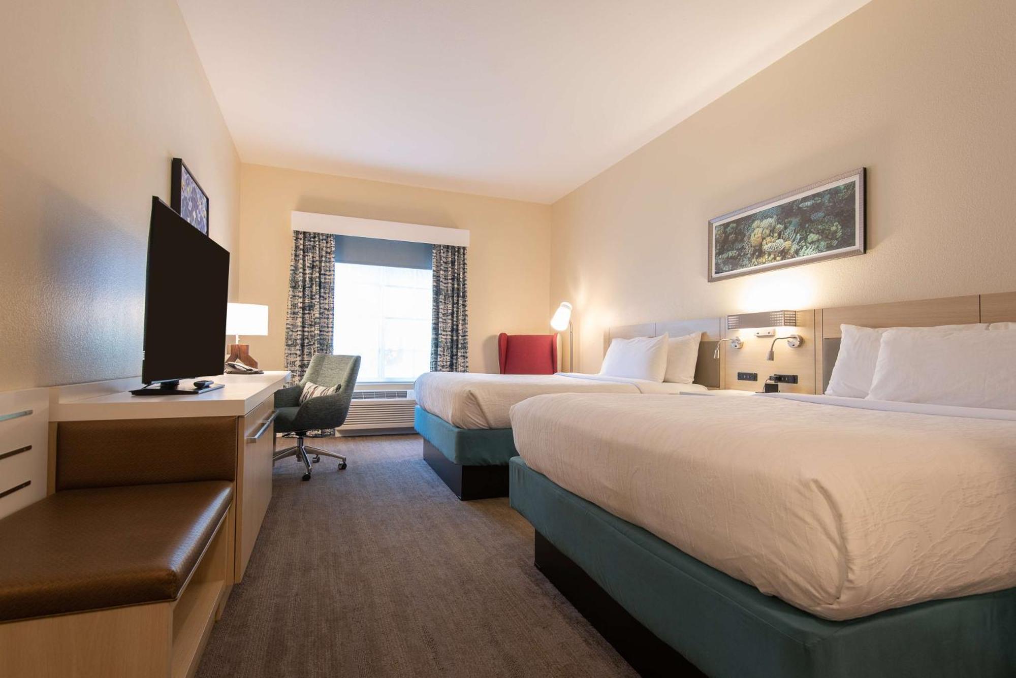 Hilton Garden Inn Calabasas Exterior photo