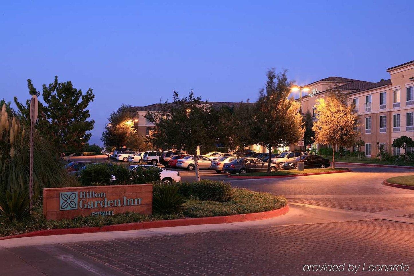 Hilton Garden Inn Calabasas Exterior photo