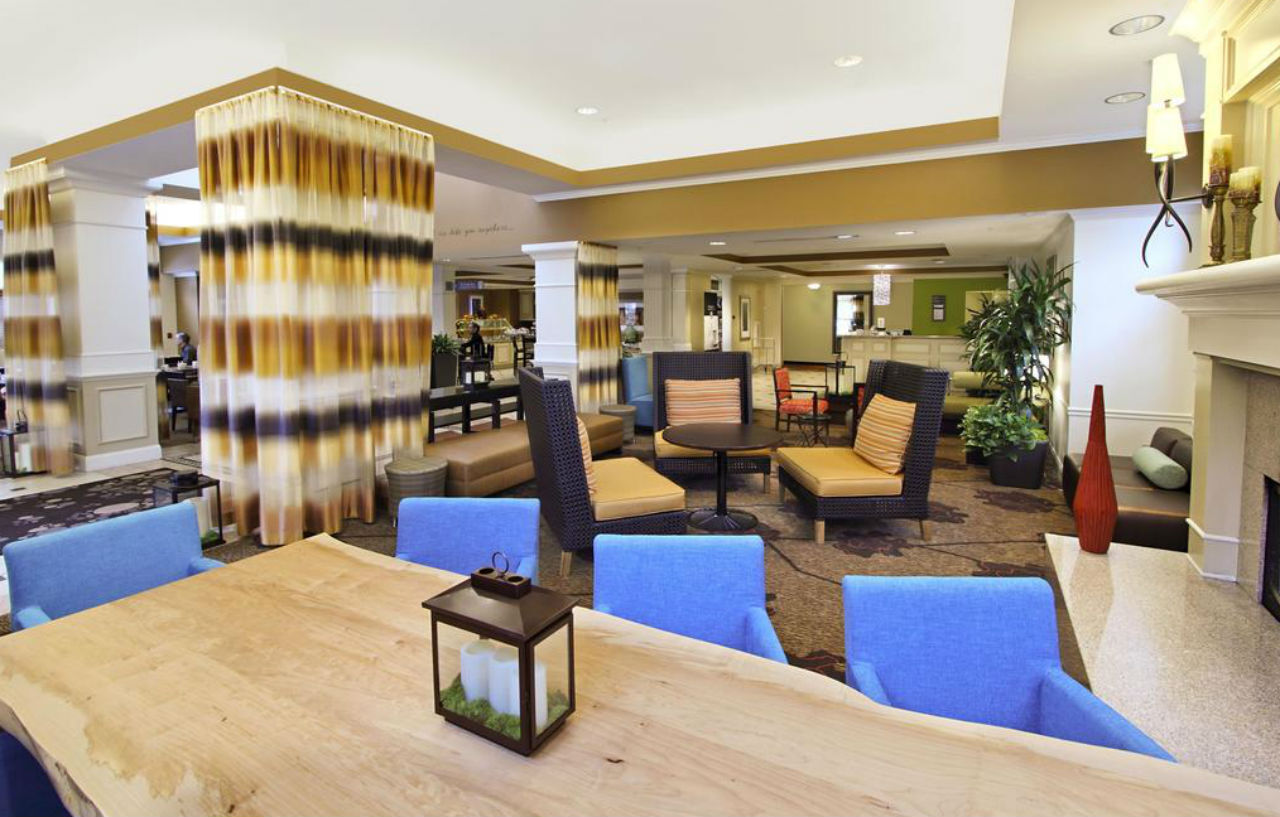 Hilton Garden Inn Calabasas Exterior photo